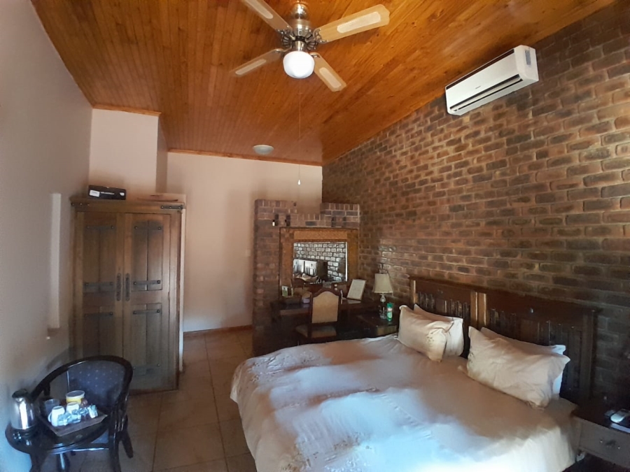 10 Bedroom Property for Sale in Kathu Northern Cape